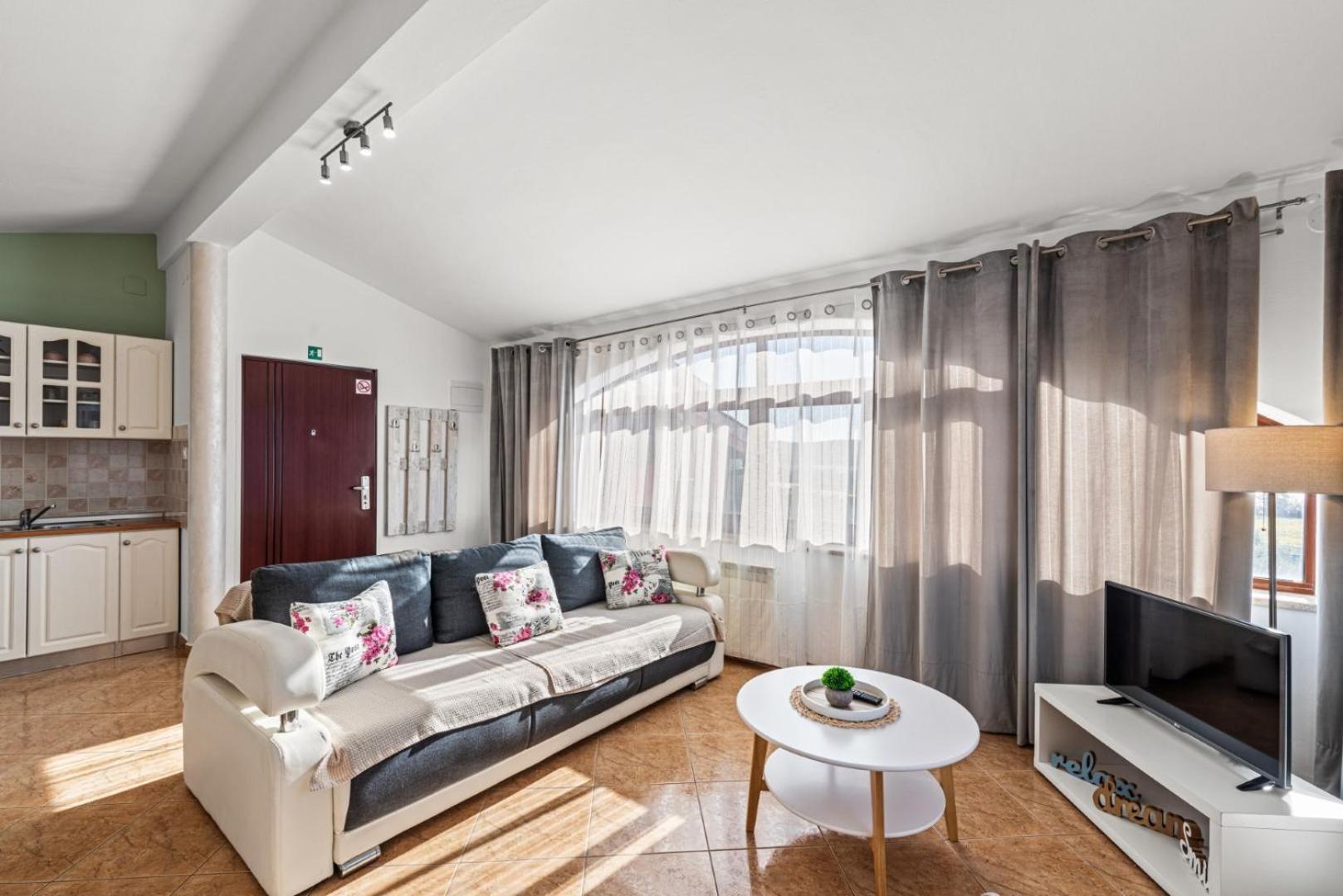 Sea View Apartments With Shared Pool Помер Экстерьер фото